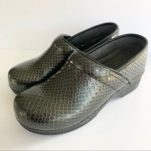 Dansko XP Clogs Anaconda Snake Slip Resistant